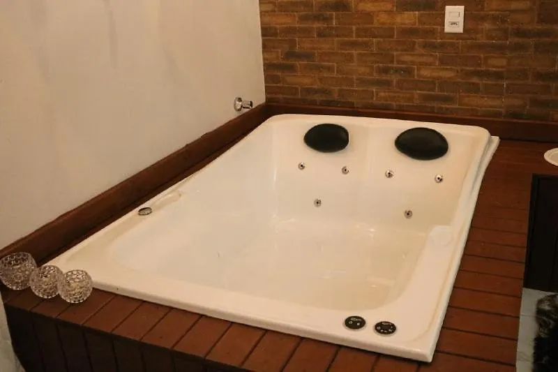 Imperio Cabanas Urubici 0*,